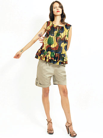 Mazzy blouse with Bette shorts